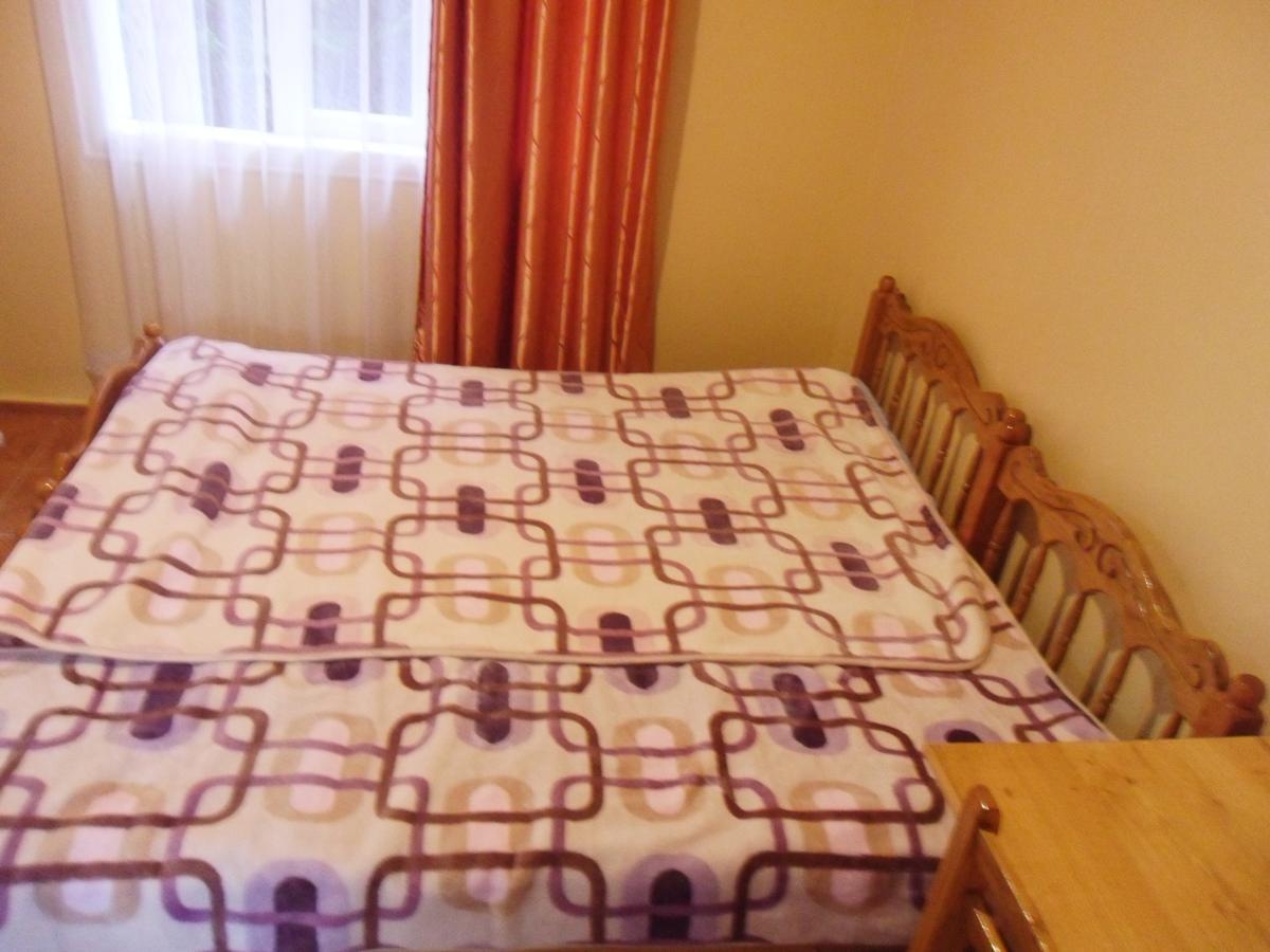 Guest House Nika Kobuleti Εξωτερικό φωτογραφία