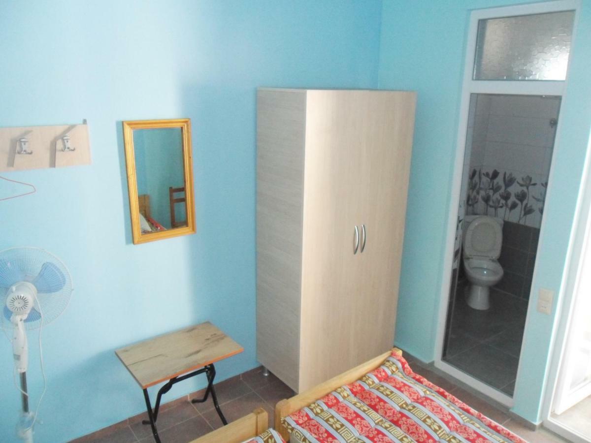 Guest House Nika Kobuleti Εξωτερικό φωτογραφία
